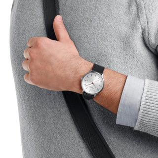 Doppio Solar, Black Vegan Grape Leather, 41 mm, Model shot