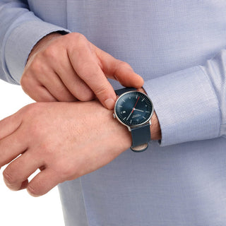Doppio, Blue Vegan Apple Leather, 41 mm, Model shot