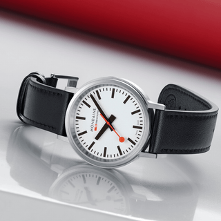 Stop2Go, Vegan Grape Leather, Mood image with Front side view watch
