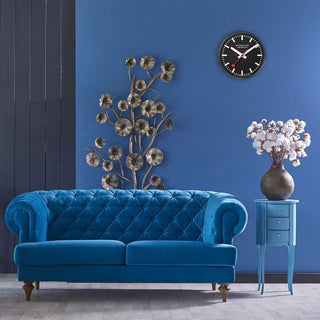 Wall clock, 25 cm, black kitchen clock, A990.CLOCK.64SBB, Mood image of the clock on the wall