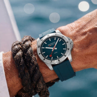 Numeri, Blue Silicon, 42 mm	, Mood image with wrist watch worn