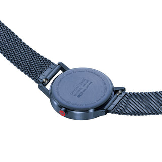 Classic, Blue Stainless Steel, 40 mm	, Case back view with SBB engraving