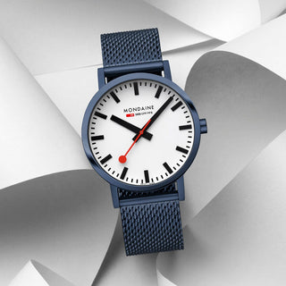 Classic, Blue Stainless Steel, 40 mm	, Front view