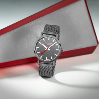 Classic, IP Grey Stainless Steel, 40 mm	, Front view