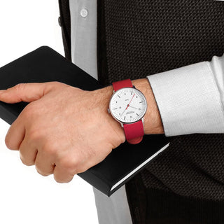Doppio Solar, Red Vegan Apple Leather, 41 mm, Mood image with wrist watch worn