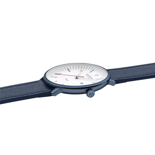 Doppio Solar, Blue Vegan Apple Leather, 41 mm, Side view with focus on the crown