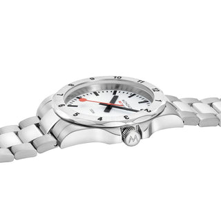 Numeri, Stainless steel, 42 mm	, Side view with focus on the crown